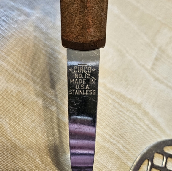 Vintage CUTCO 2 Piece Set Kitchen Utensils Composite Brown Swirl Handles - Picture 2 of 3